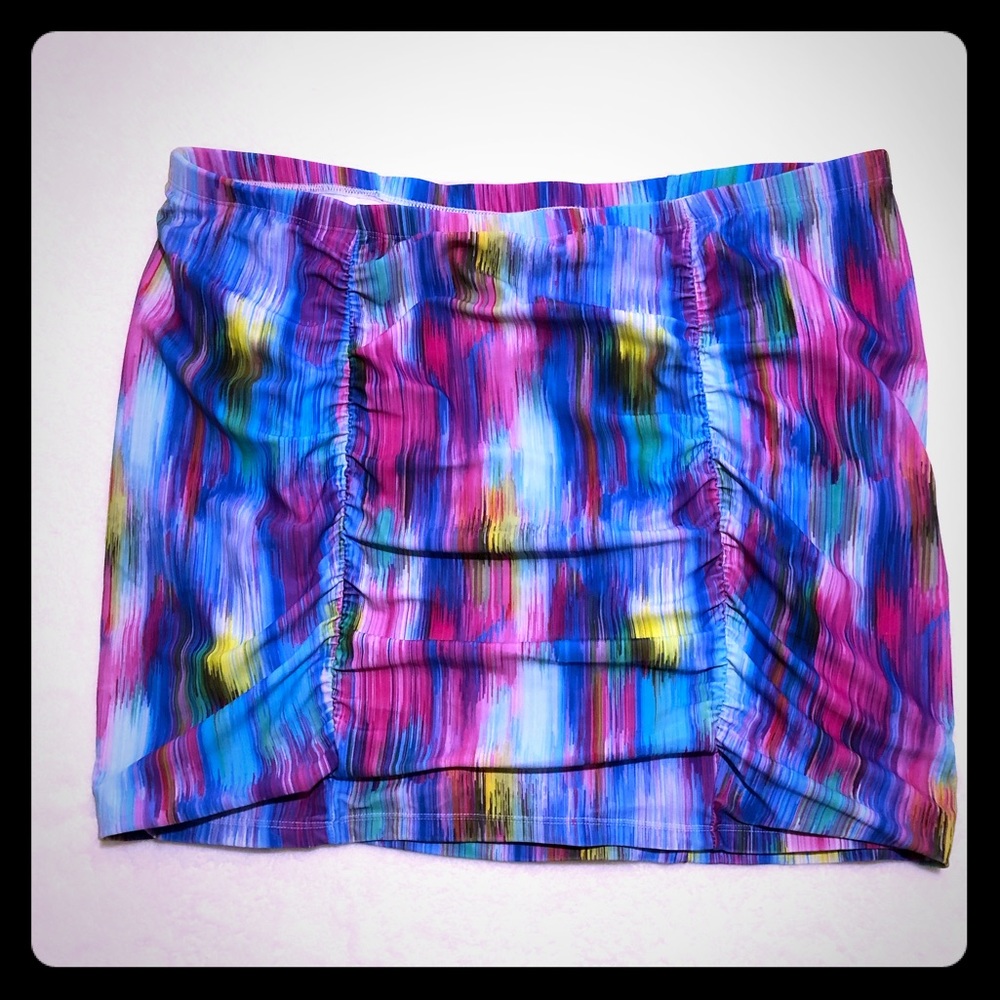 EUC Torrid Watercolors Swim Bottom Size 2